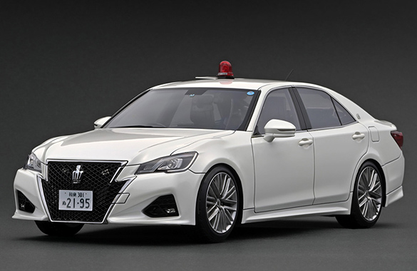 IG2195 1/18 Toyota Crown (GRS214) 大阪府警察高速道路交通警察隊