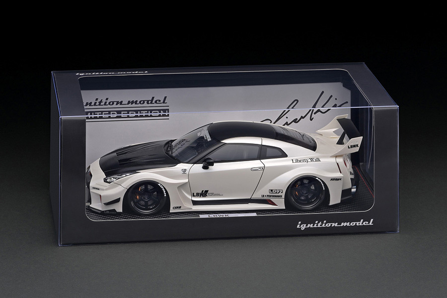 IG2358 1/18 LB-Silhouette WORKS GT Nissan 35GT-RR White With Ms